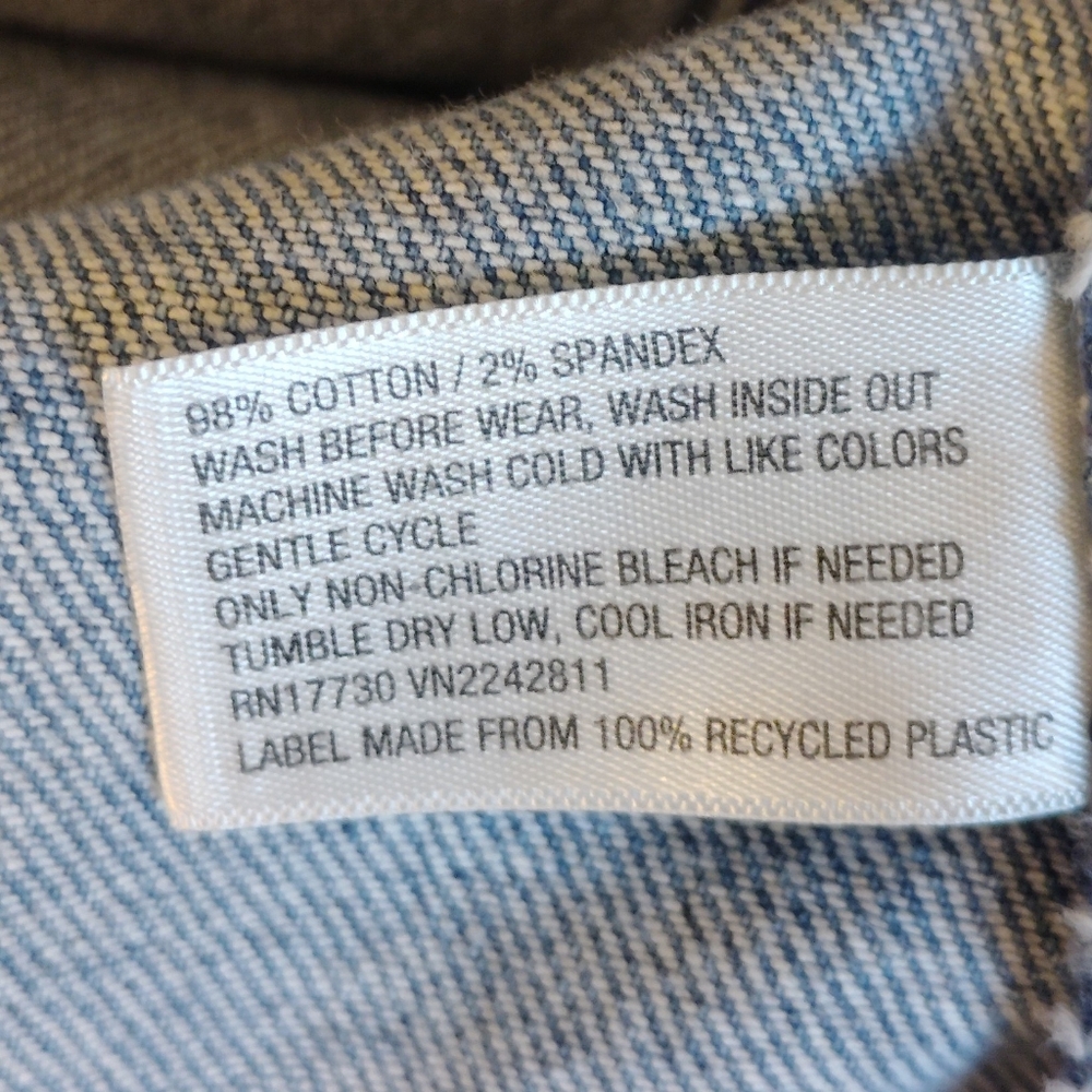 Universal Thread Denim Button-Up Jacket - Picture 4 of 4
